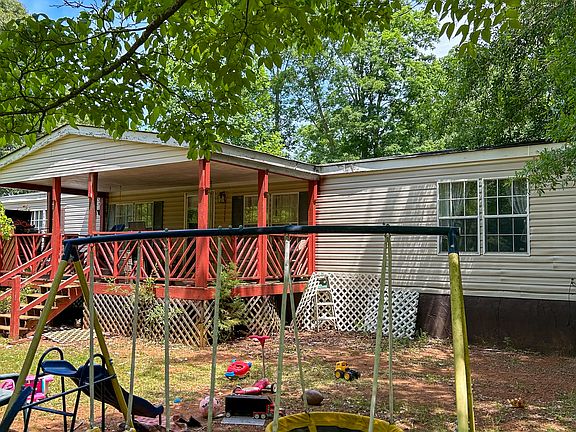 4th image of 1114 Neal Rd