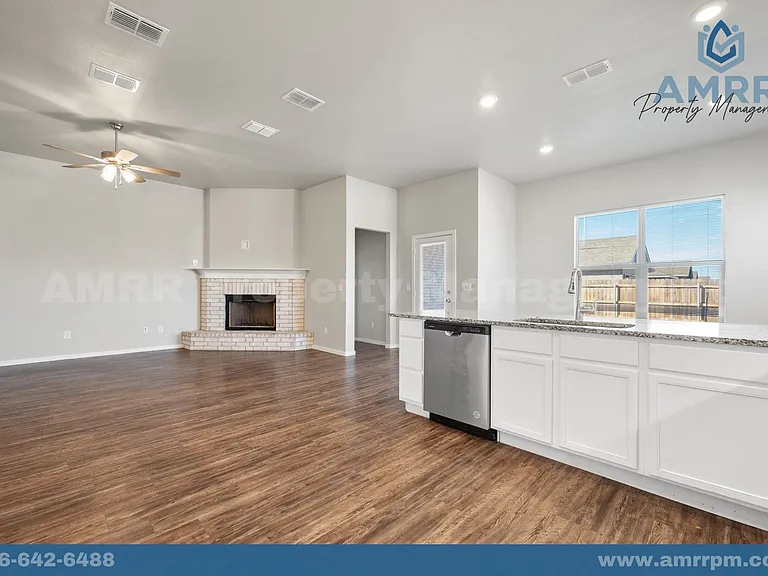 1916 Kirksey Ave — Photo 15