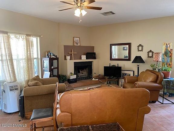 3rd image of 1043 Hillrise Ct