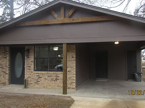 3rd image of 512 N Texas St