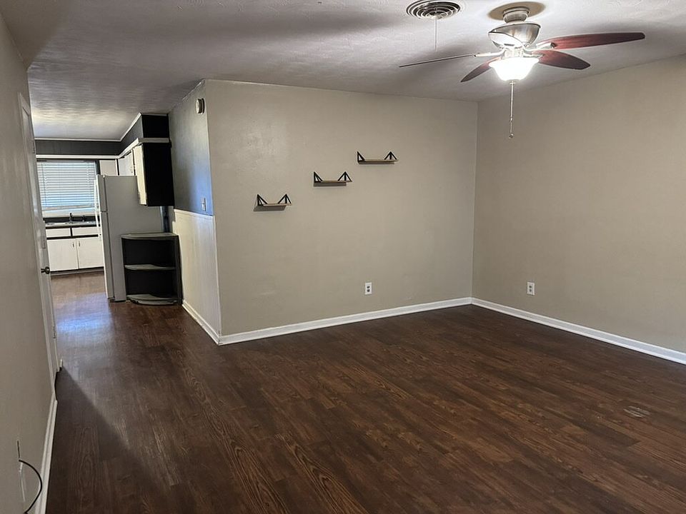 1st image of 3410 49th St APT B