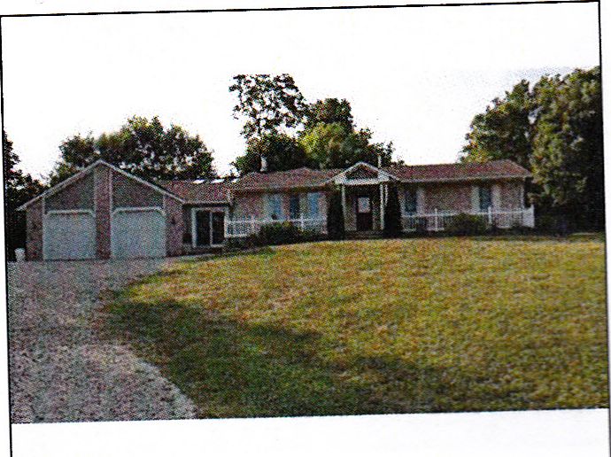 1st image of 395 Echo Dr