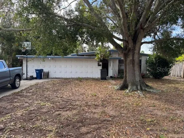 2303 Lehigh Ave, Bradenton, FL 34207