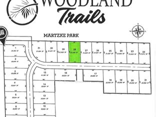 137 Thomas Ave #28, Shawano, WI 54166