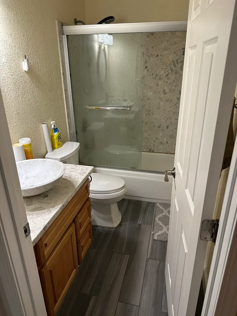 3 bed, 1040 sqft, $1,400 — Photo 1