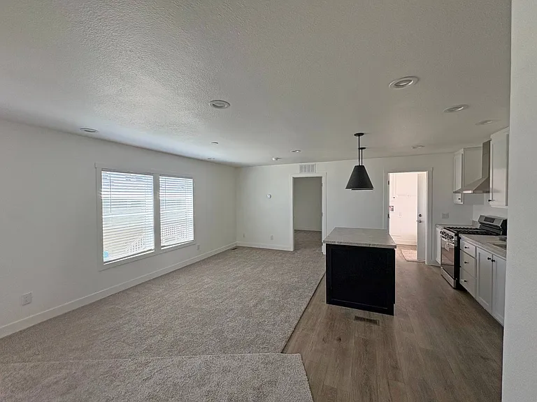 1700 State St #26 — Photo 7