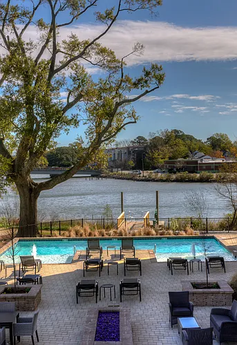 Covepointe at the Landings Photo 1