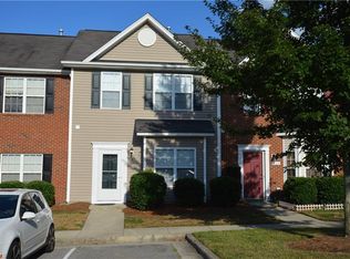 1724 Olivers Crossing Cir, Winston Salem, NC 27127