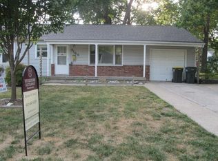 7144 Maple St, Overland Park, KS 66204