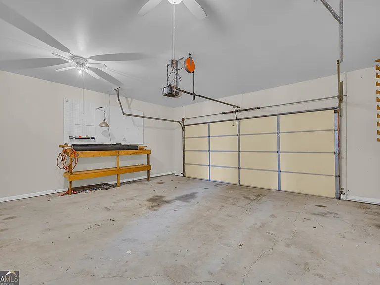 494 Bishop Ct — Photo 12