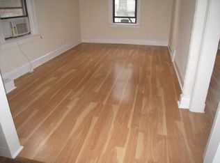 32-12 35th St #2, Astoria, NY 11106