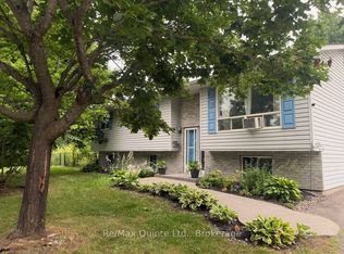 94 Grenville Park Dr, Quinte West, ON K0K2C0