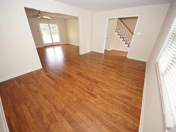 5th image of 1804 Amarillo Ln