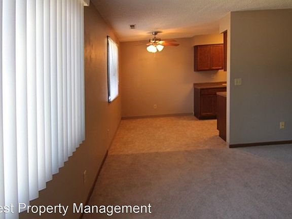 3rd image of 868 Boston Way APT 2