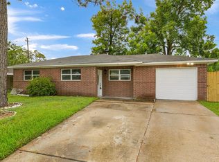 6618 Hartwick Rd, Houston, TX 77016