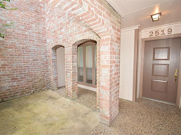 2nd image of 2519 Princess Ln