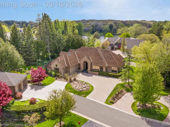 4712 Buckby Cross, Bloomfield Hills, MI 48302