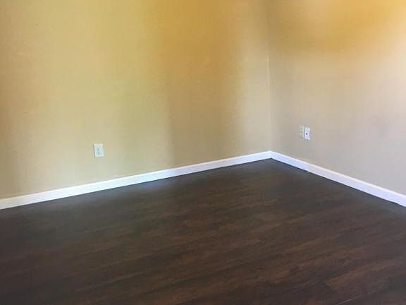 4th image of 329 Boyd St APT 17