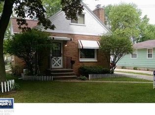 1128 12th Ave, Green Bay, WI 54304