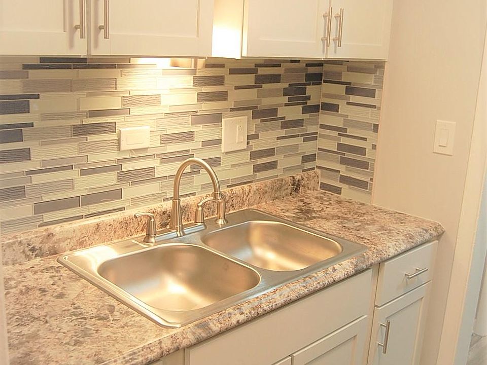 1st image of 223 Marengo Ave #1