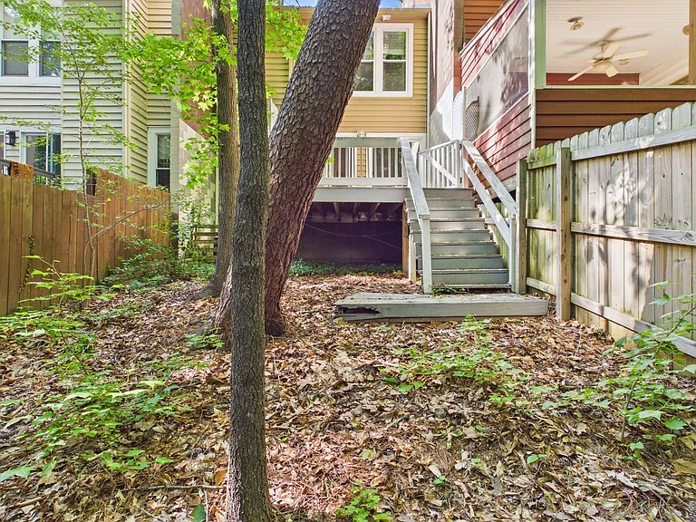 4905 Long Shadow Dr — Photo 30