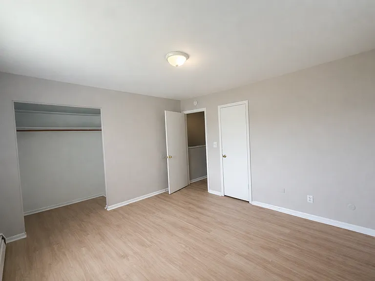 Newly Renovated 2 Bed, 1.5 Bath Townhome Prime Location Near 28th Street — Photo 9