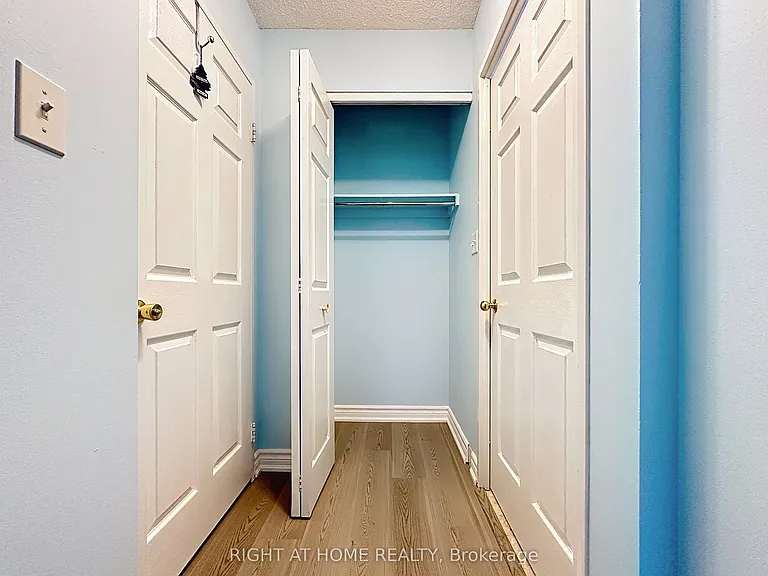 35 Empress Ave #2108 — Photo 5