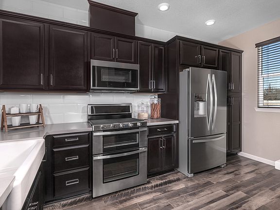 4th image of 1109 Oakfield Ct