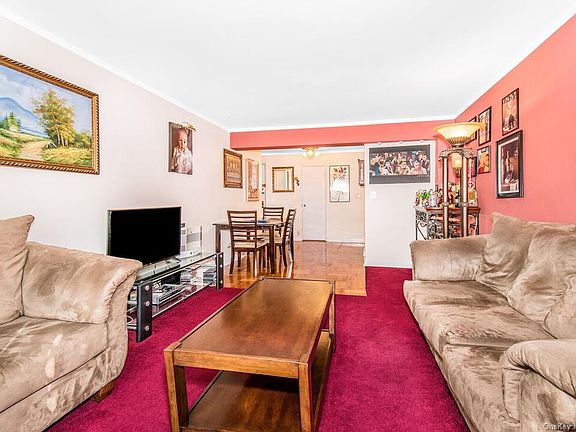 4th image of 52 Yonkers Ter APT 2M
