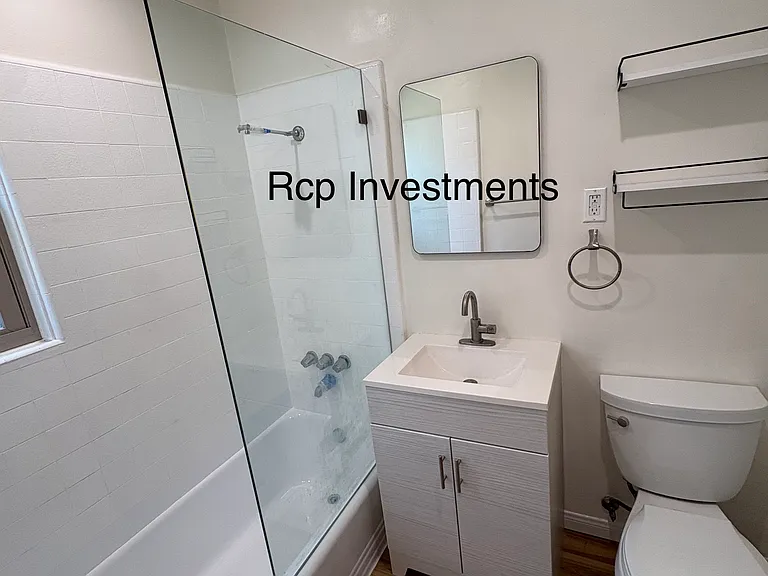 626 Sheldon St — Photo 7