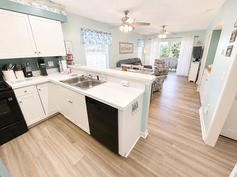 9550 Dunes Gables Dr #A — Photo 5