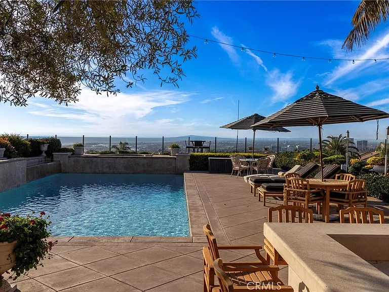 5 Pelican Hill Cir — Photo 23