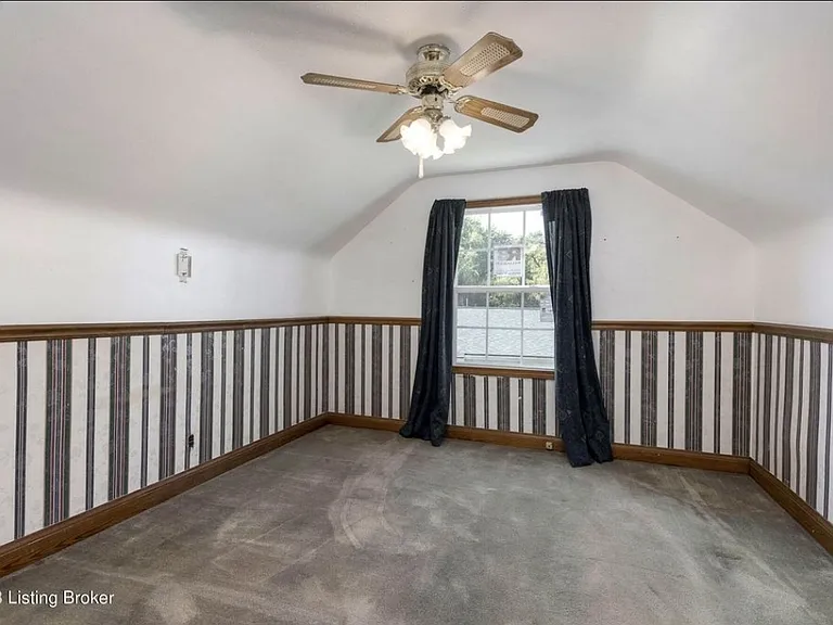 8502 Blue Lick Rd — Photo 14
