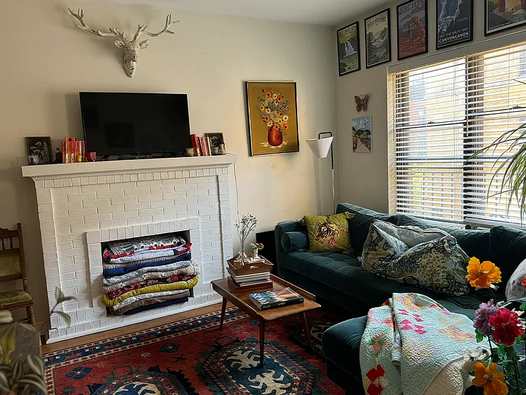 732 W Roscoe St #1S — Photo 4