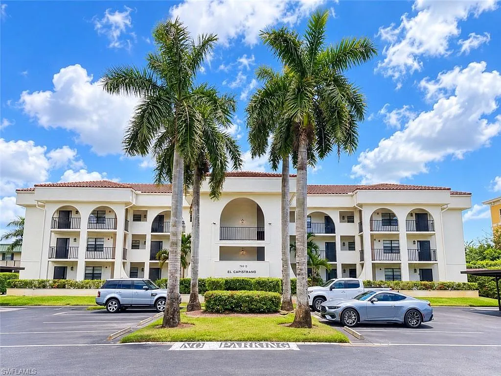 2 bed, 2.0 bath, 1200 sqft, $2,150 — Photo 1