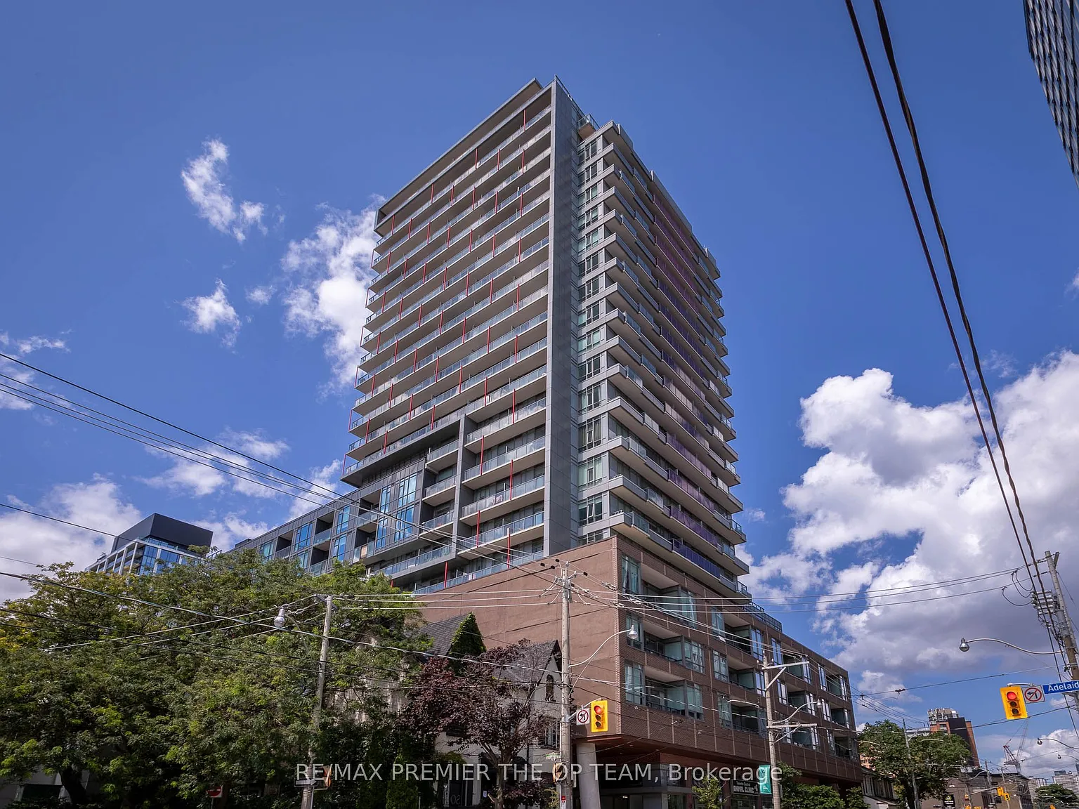 3 bed, $4,350 — Photo 1