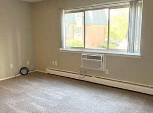 841 Ludlow Ave APT 102, Rochester, MI 48307