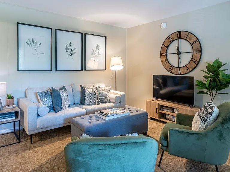 The Summit at Ridgewood Apartment and Townhomes — Photo 25