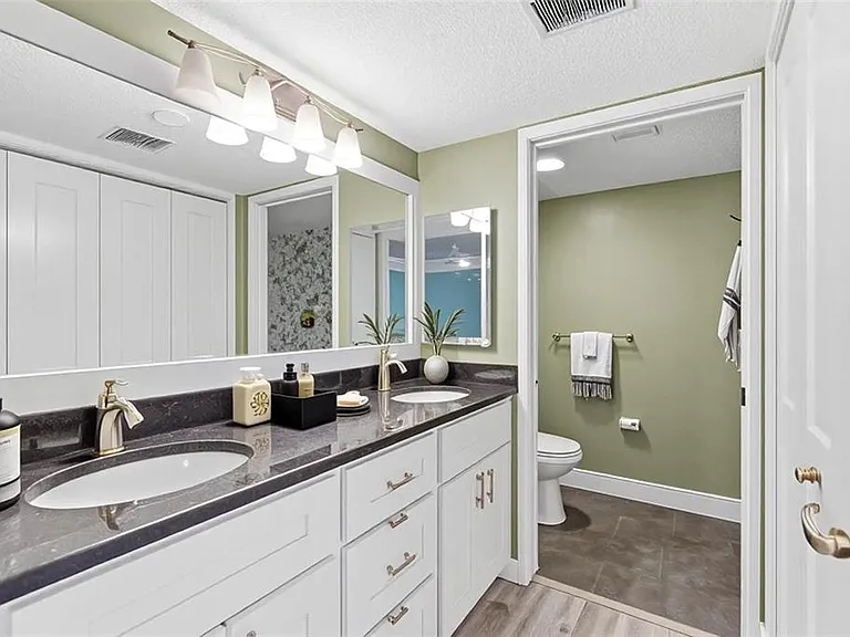 2413 Bayshore Blvd #1004 — Photo 36