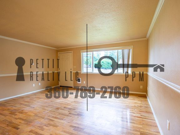 3rd image of 5301 22nd Ave SE