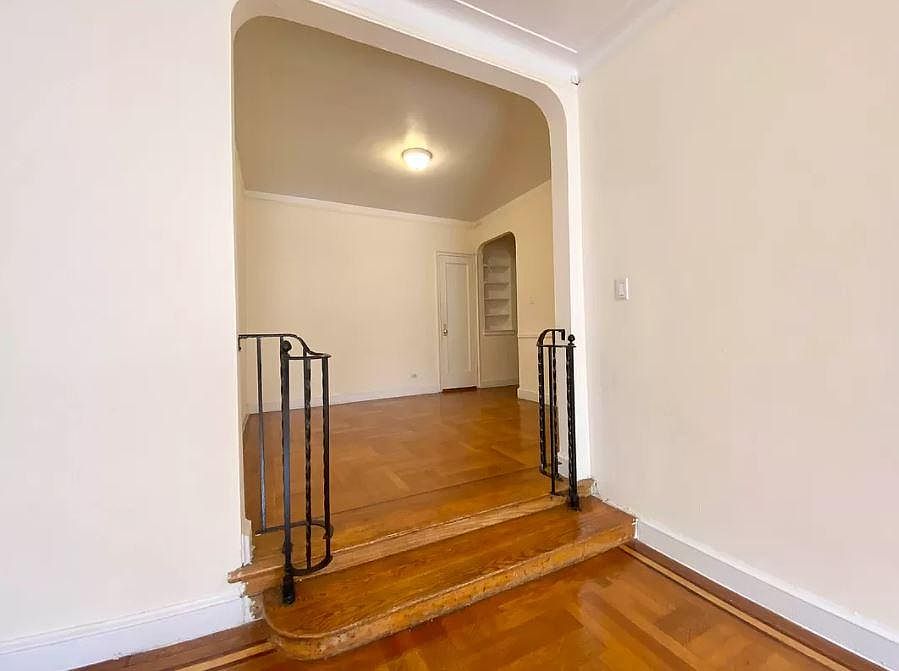 1st image of 2266 University Ave #5F