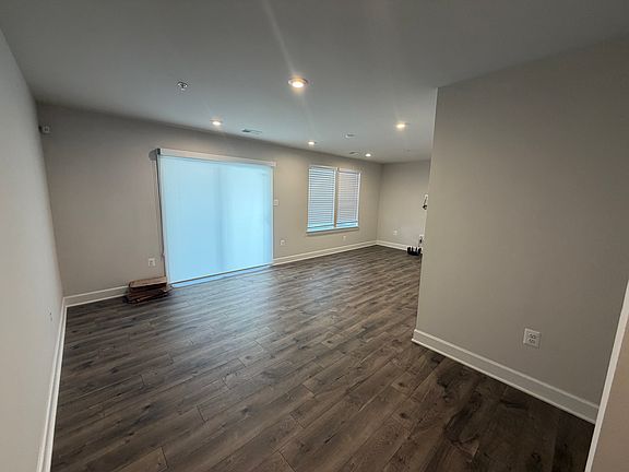 4th image of 2135 Otter Creek Cir