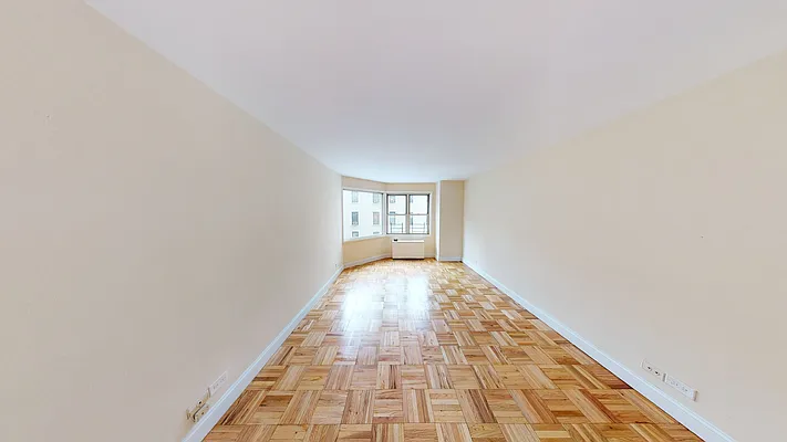 Rented by AZ REALTY NYC LLC | media 20