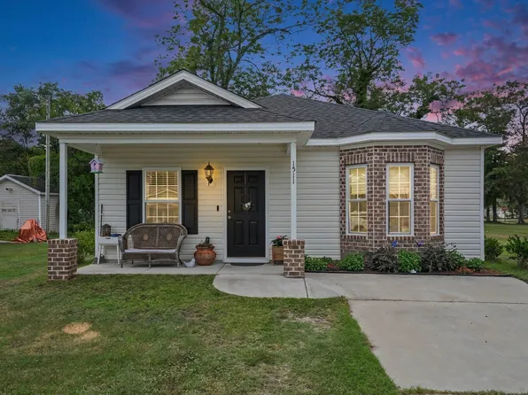1511 6th Ave., Conway, SC 29526