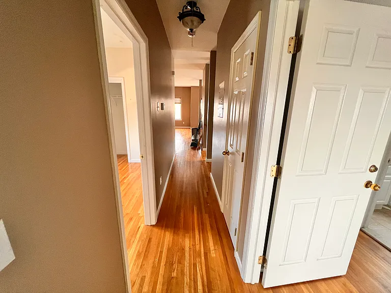 75 Sumner Ave #2 — Photo 8