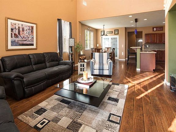 5th image of 6683 Abbotswood Dr