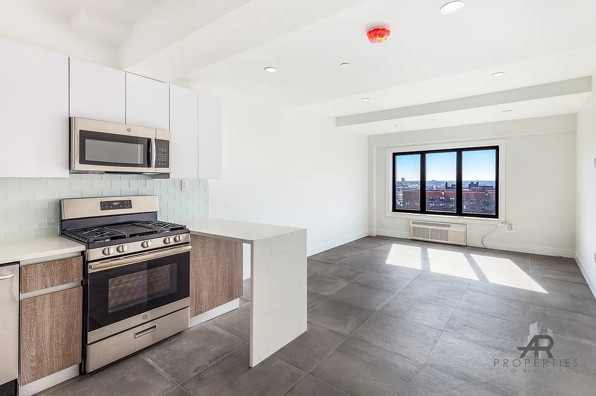 177-18 Wexford Terrace 601