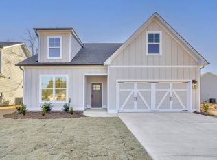 135 Bowers Estates Rd, Hartwell, GA 30643