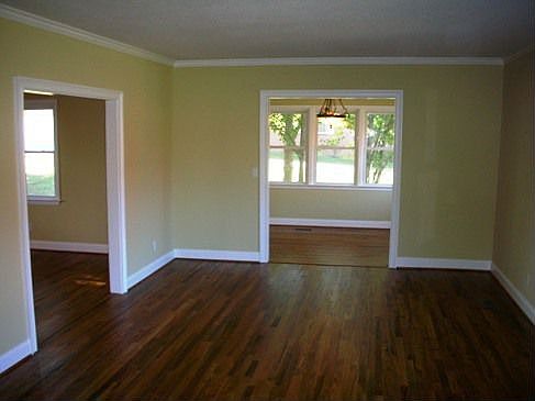 4th image of 100 Haney Dr