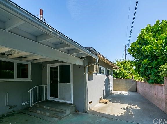 4th image of 2429 Charnwood Ave
